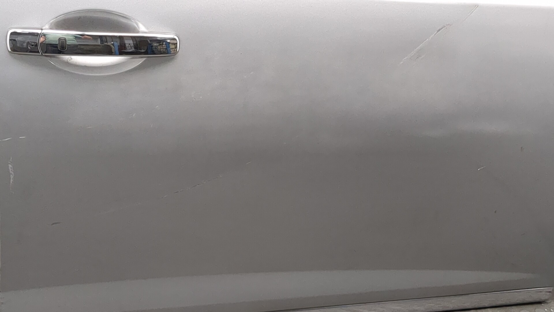 Дверь передняя правая