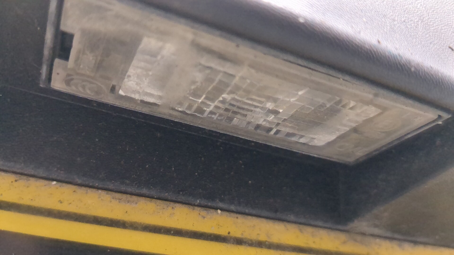 Дверь багажника