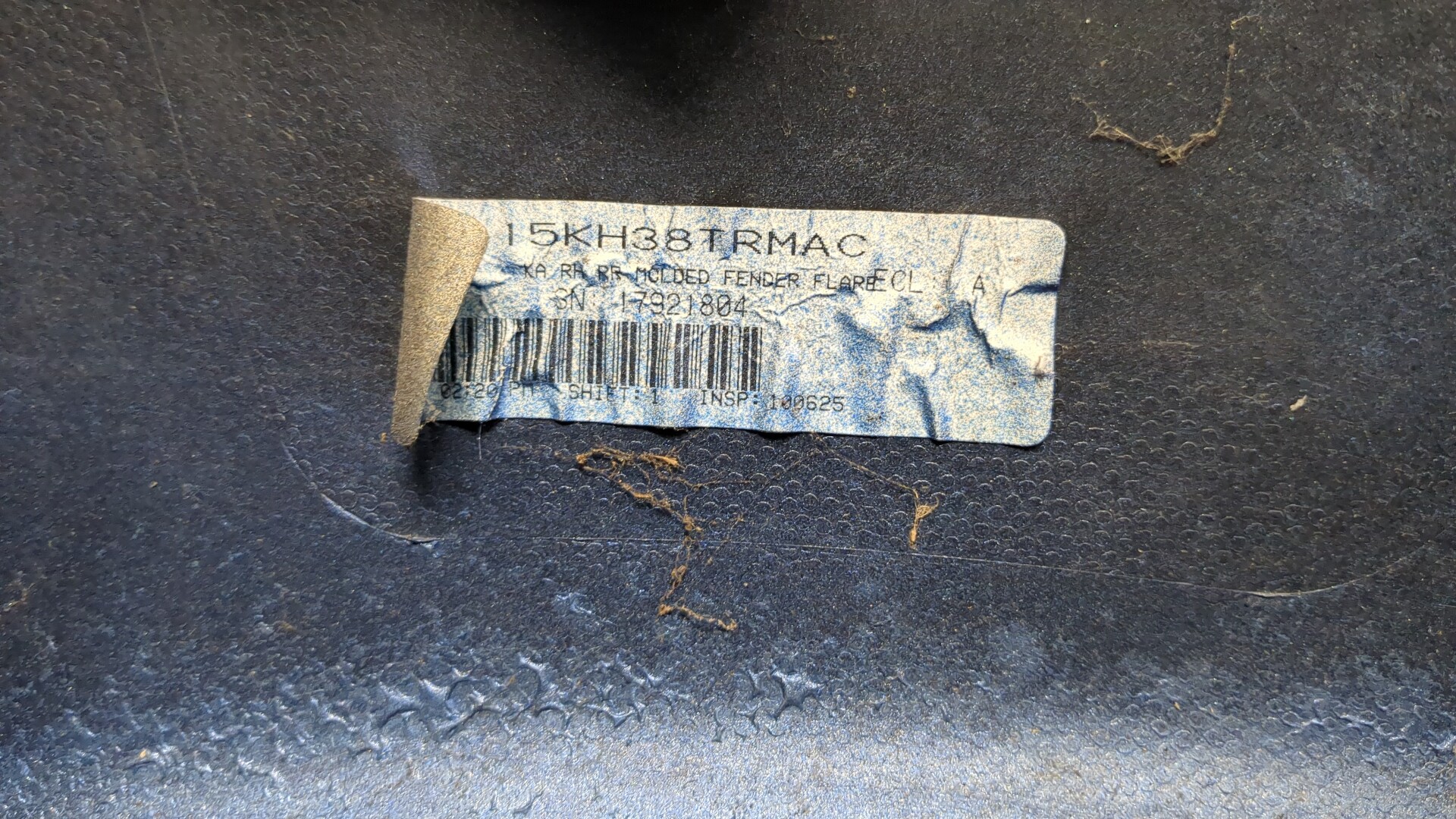 Молдинг заднего крыла правого