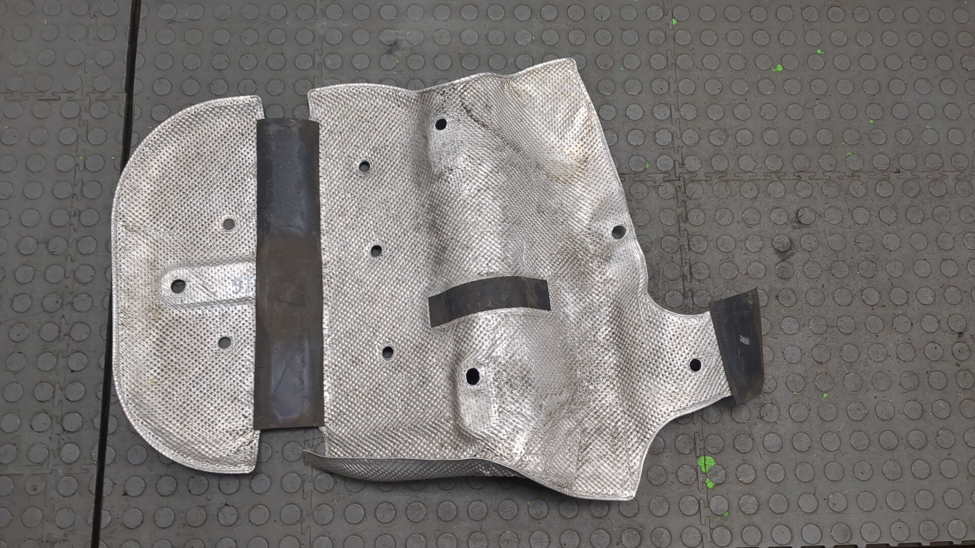 Экран тепловой