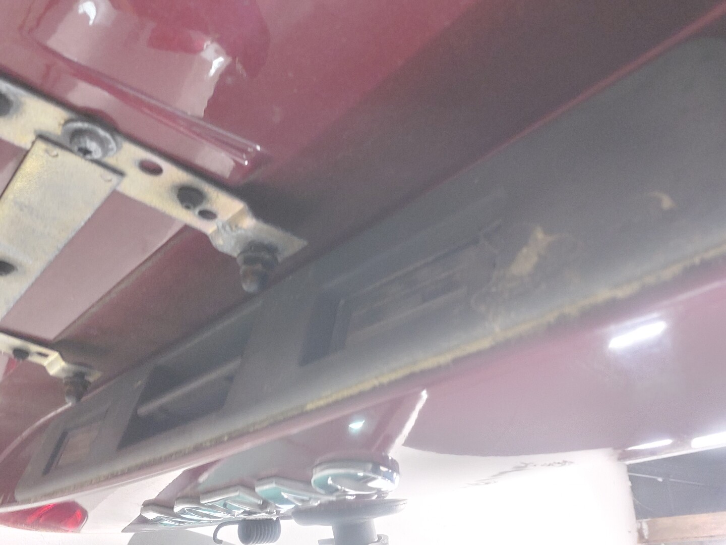 Дверь багажника