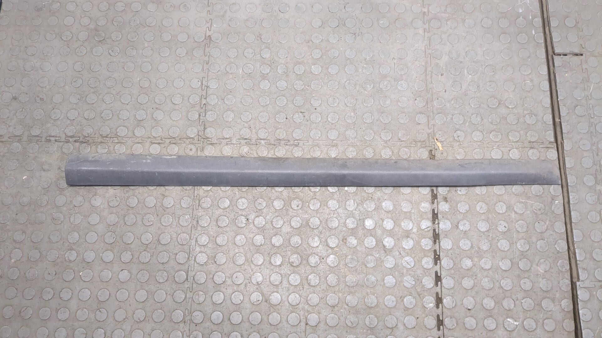 Молдинг двери