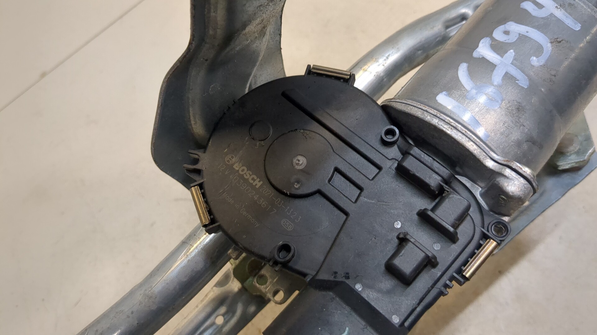 Трапеция стеклоочистителей