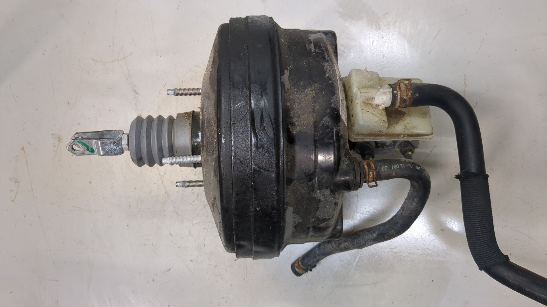 Цилиндр тормозной главный