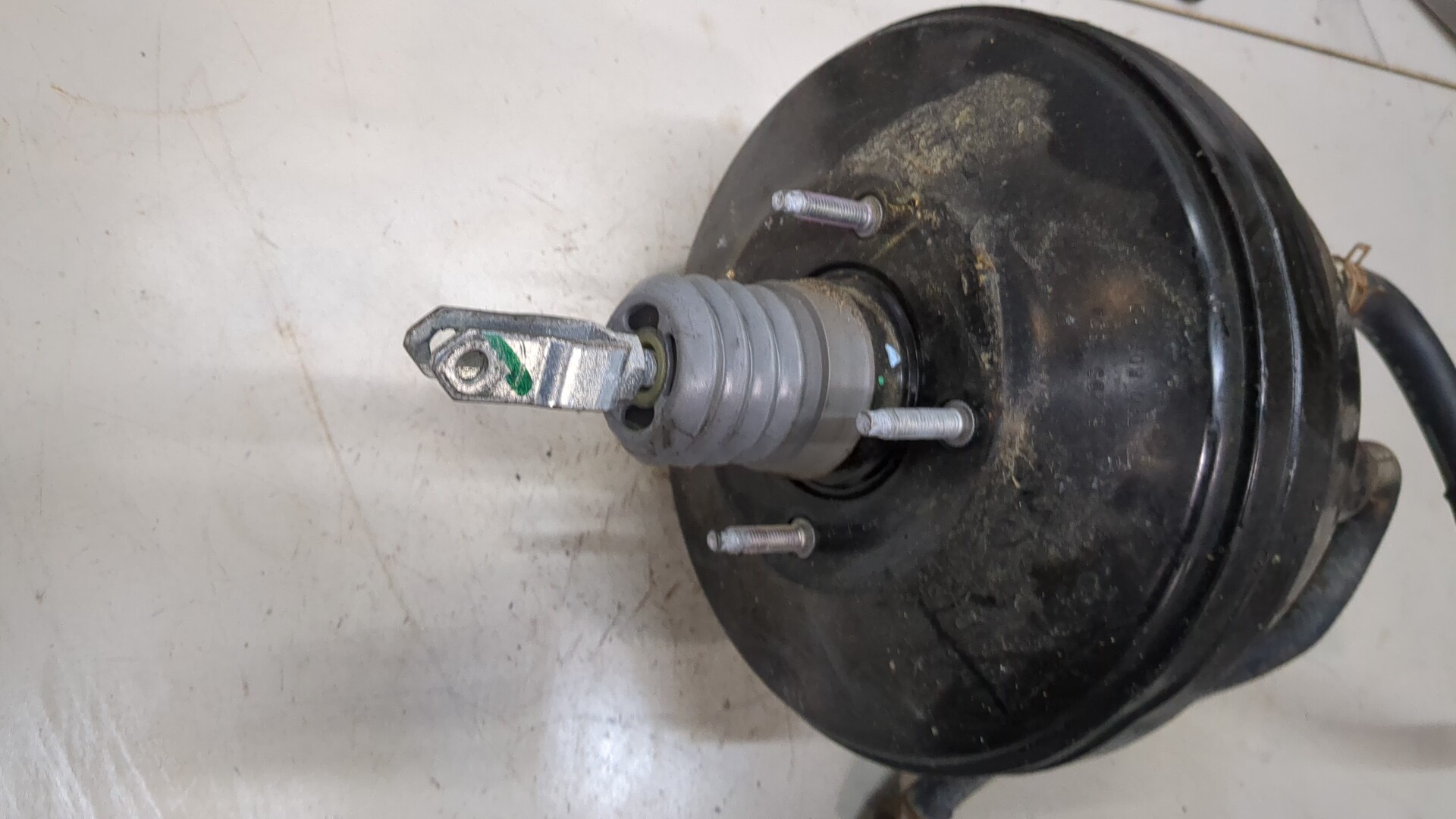 Цилиндр тормозной главный