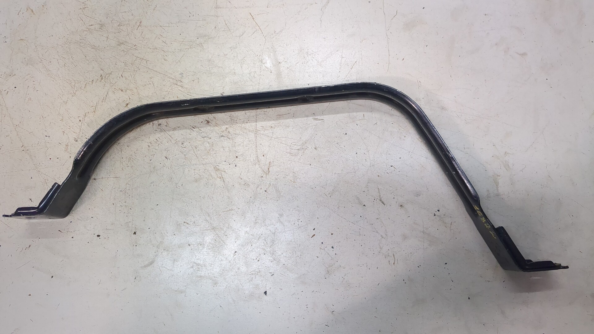 Лента крепления бензобака