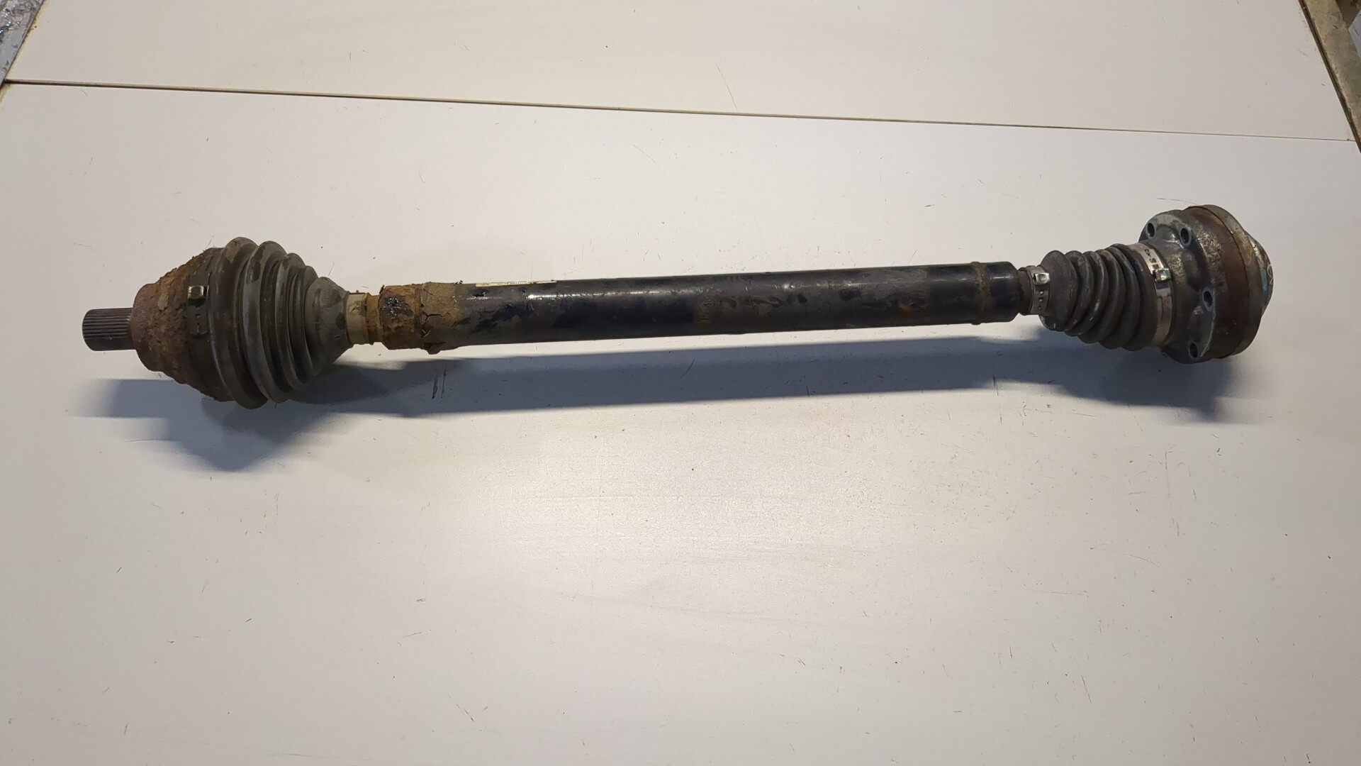 Полуось передняя правая