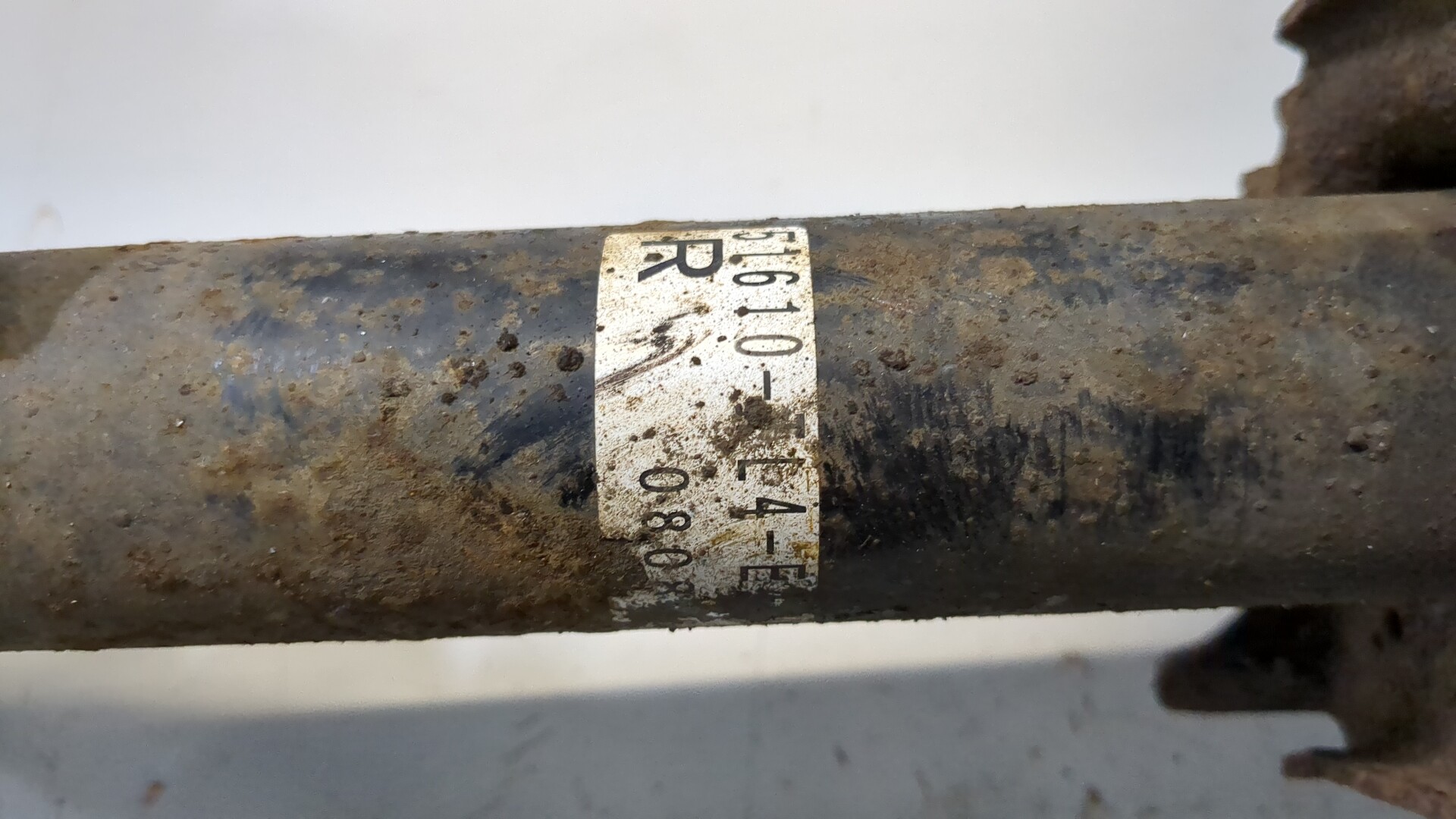 Амортизатор передний правый