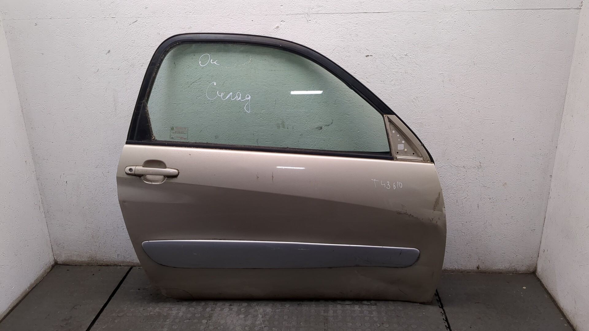 Дверь передняя правая