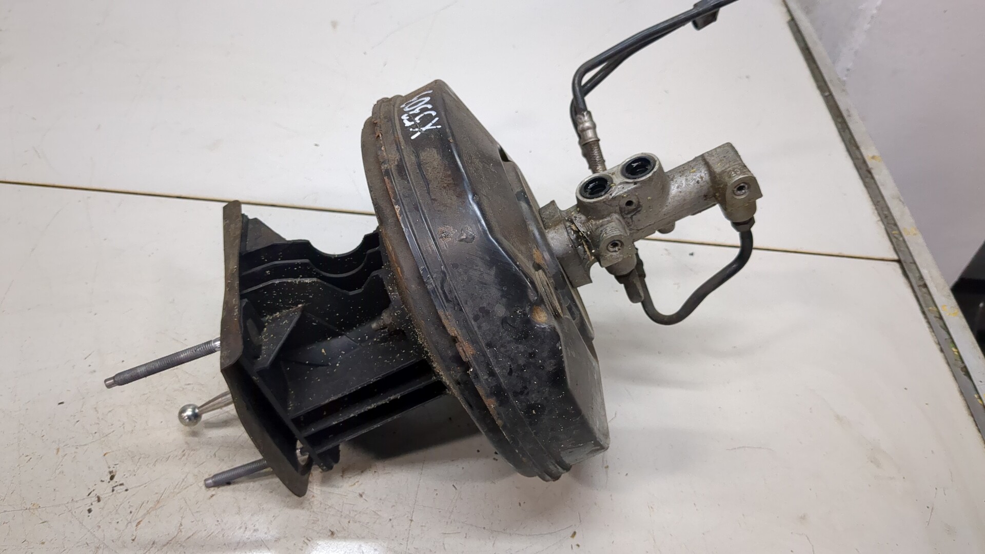 Цилиндр тормозной главный