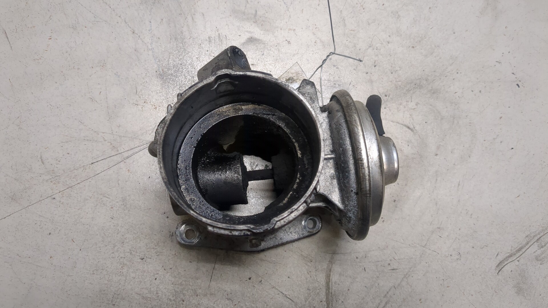 Клапан рециркуляции выхлопных газов (EGR)