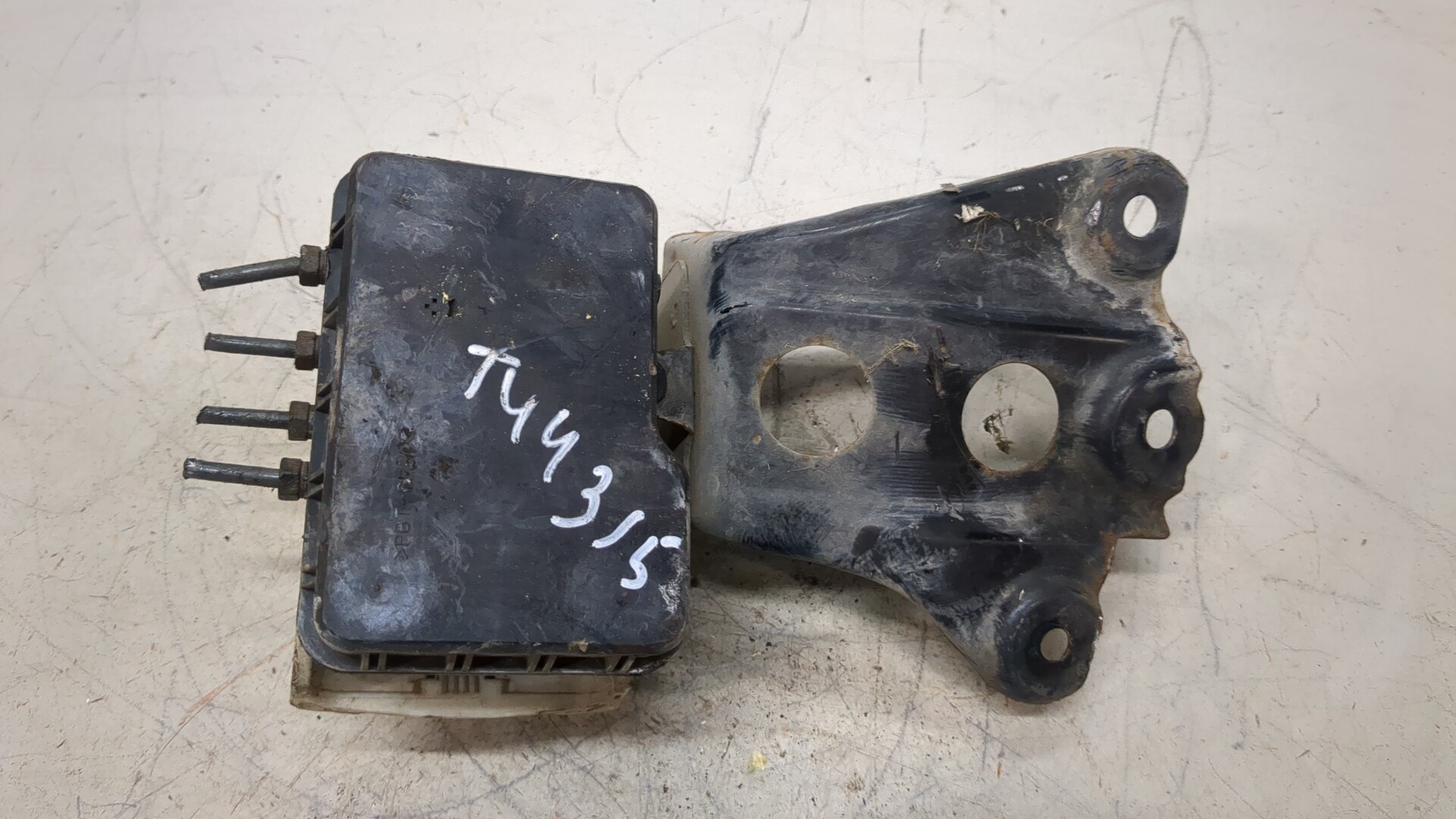 Блок ABS (насос)