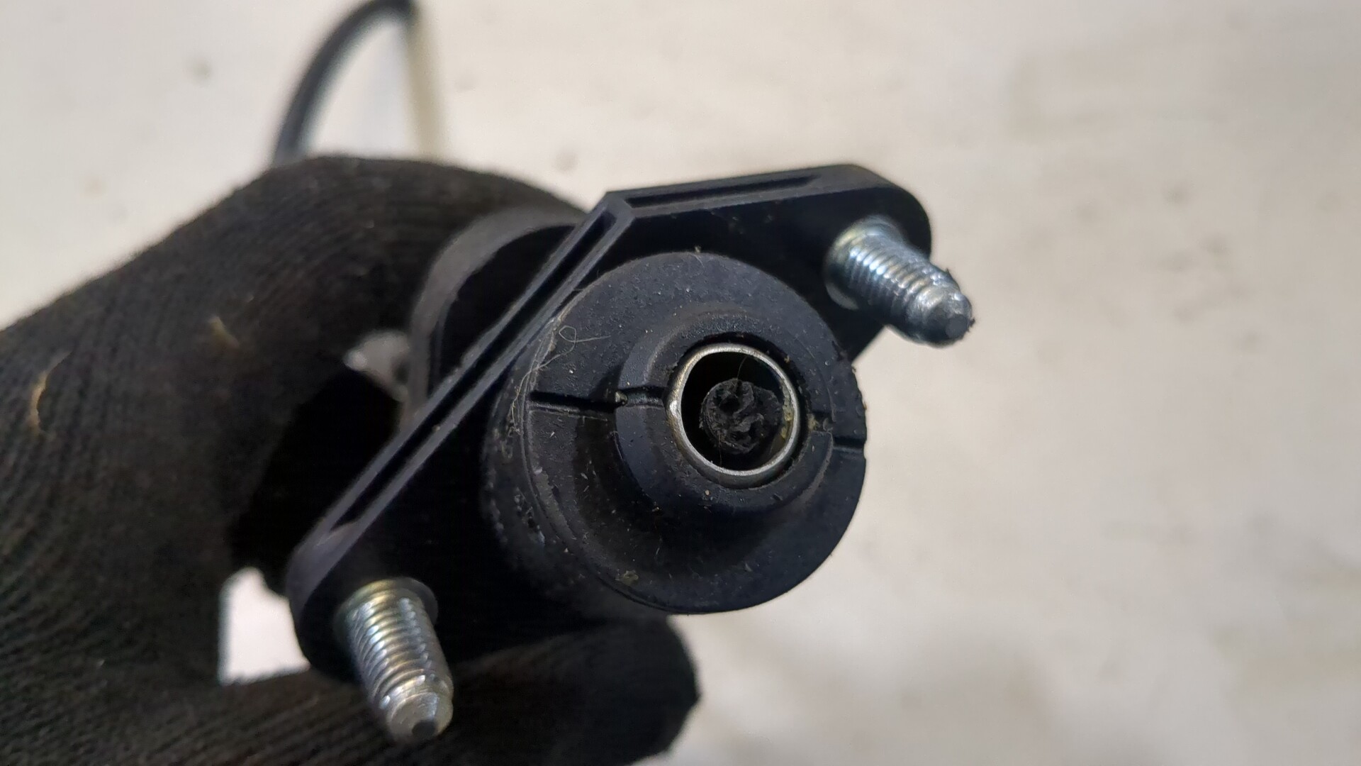 Цилиндр сцепления главный