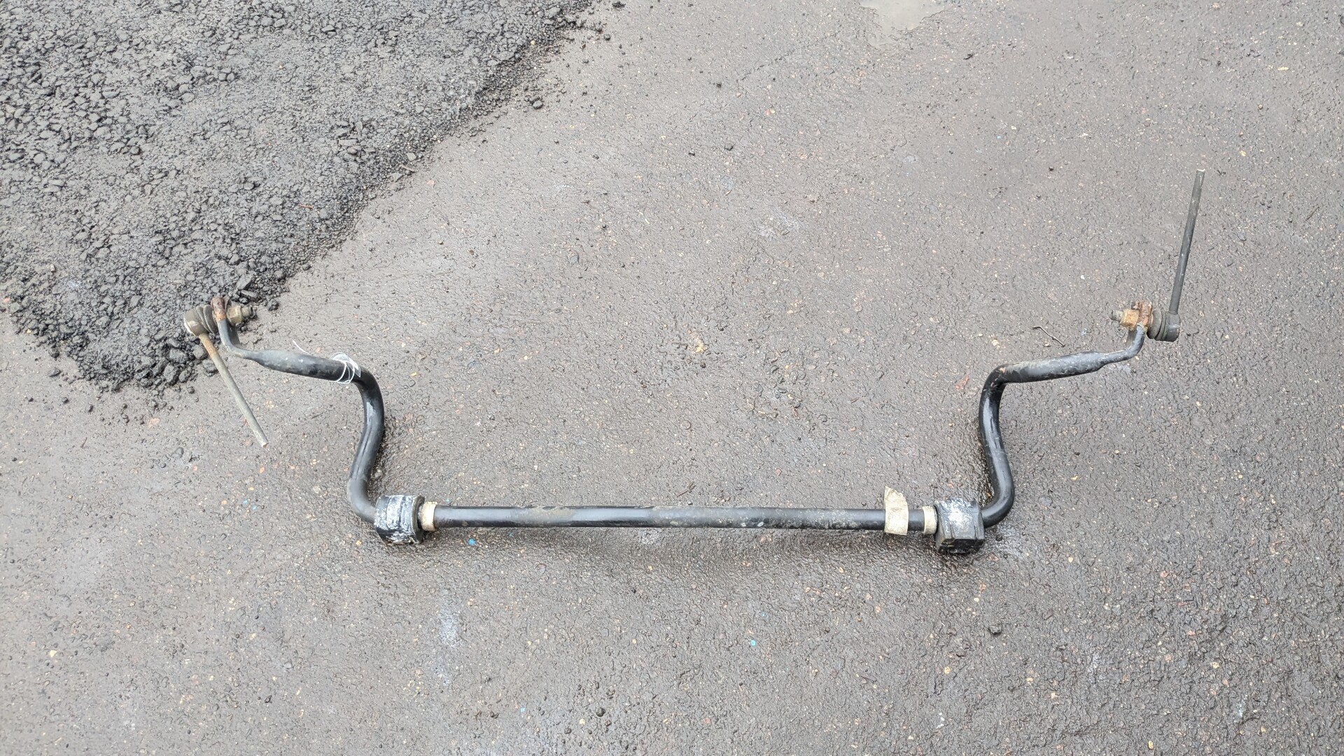 Стабилизатор передний