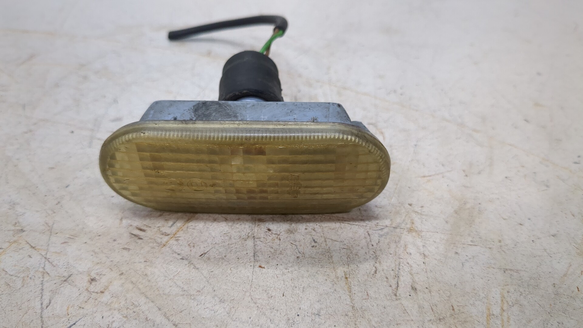 Указатель поворота левый