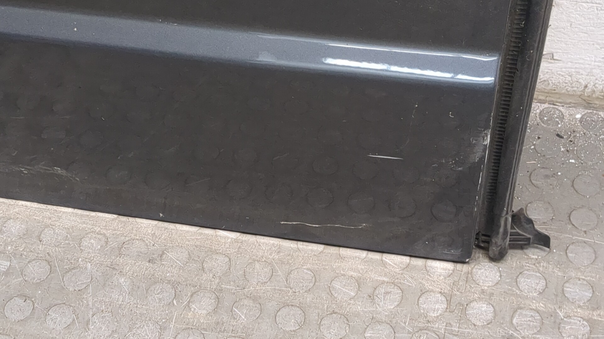 Дверь багажника левая