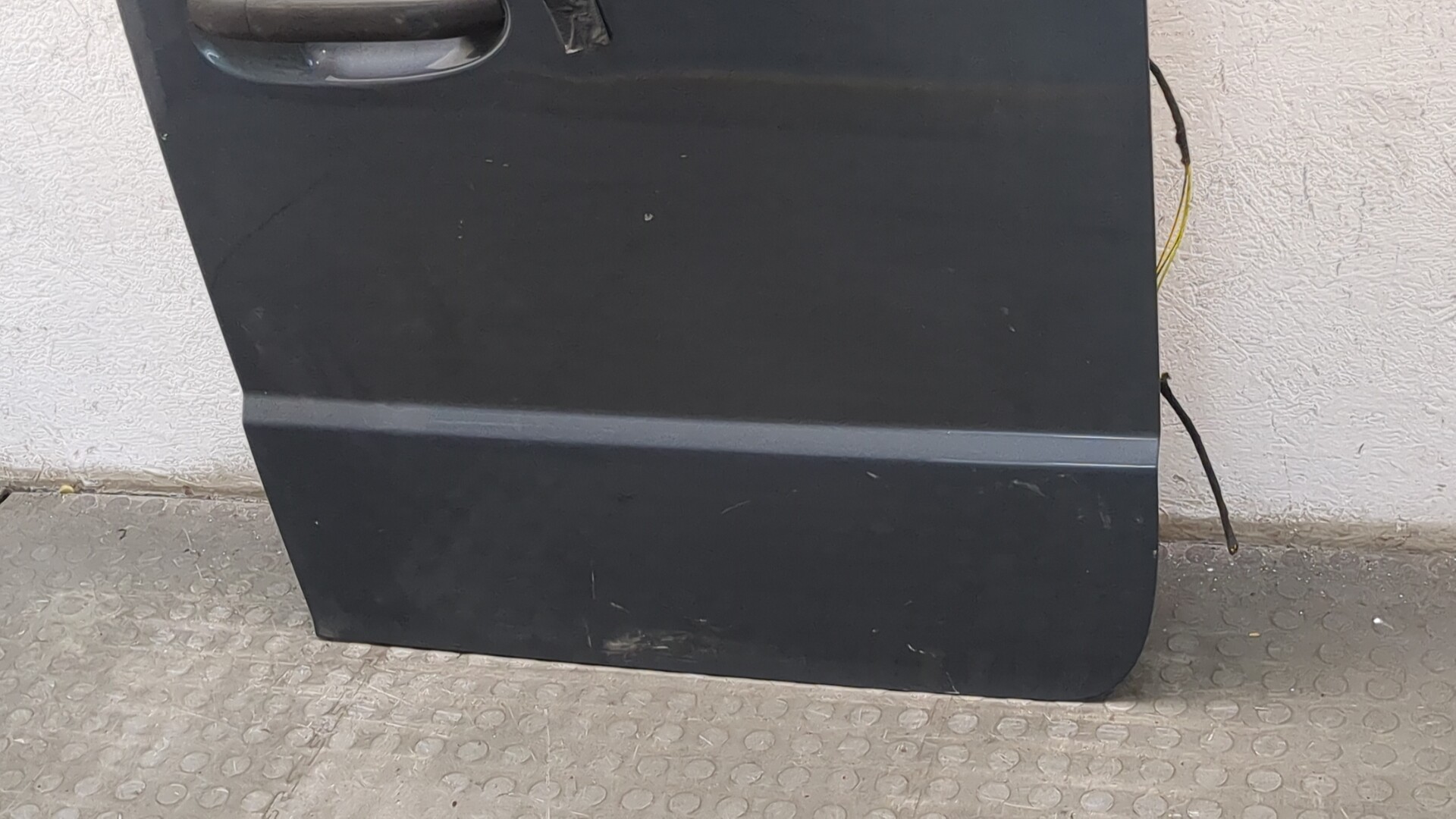 Дверь багажника правая