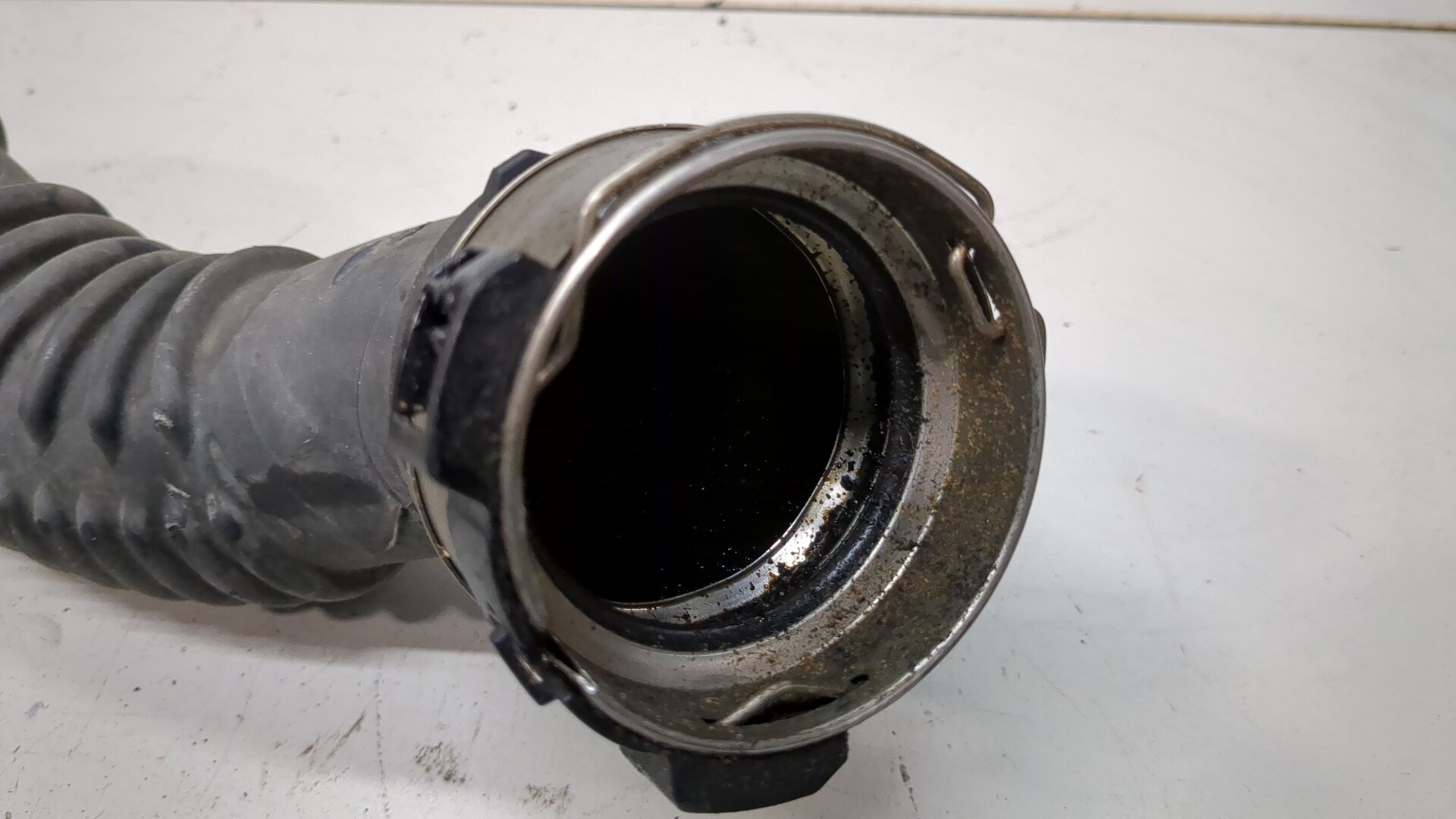 Патрубок интеркулера