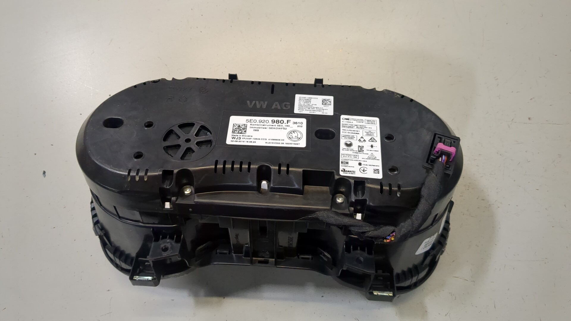 Панель приборов