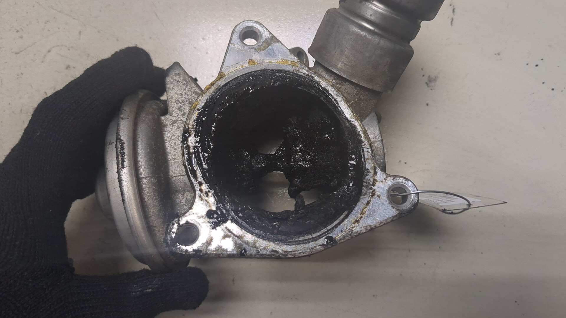 Клапан рециркуляции выхлопных газов (EGR)