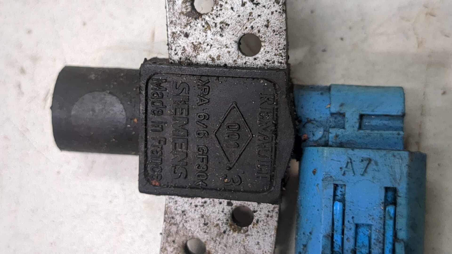 Датчик положения коленвала