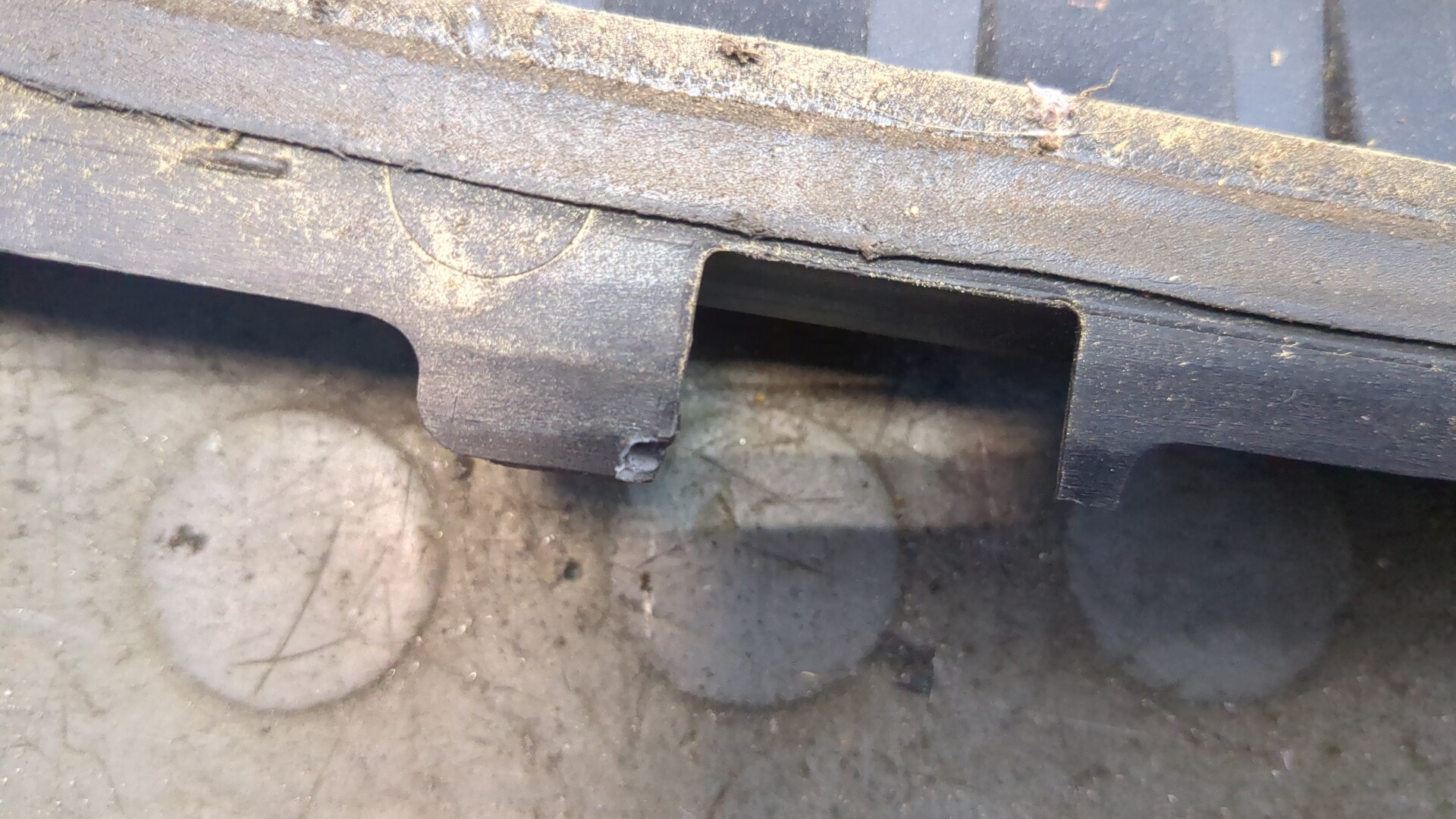 Решетка стеклоочистителей (Жабо)