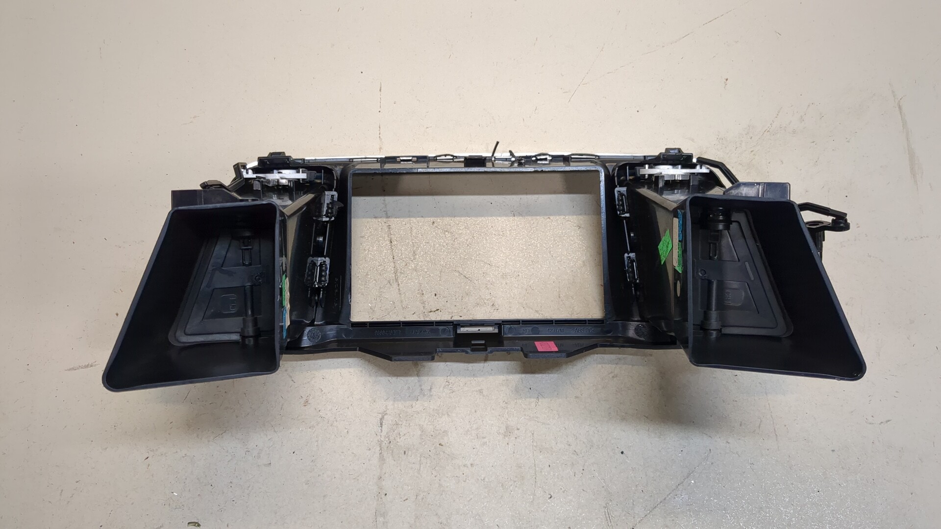 Дефлектор воздушный