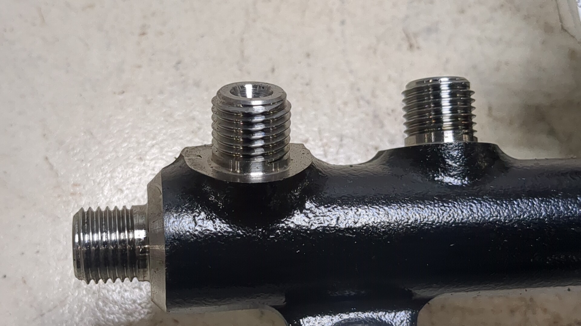 Рейка топливная (рампа)