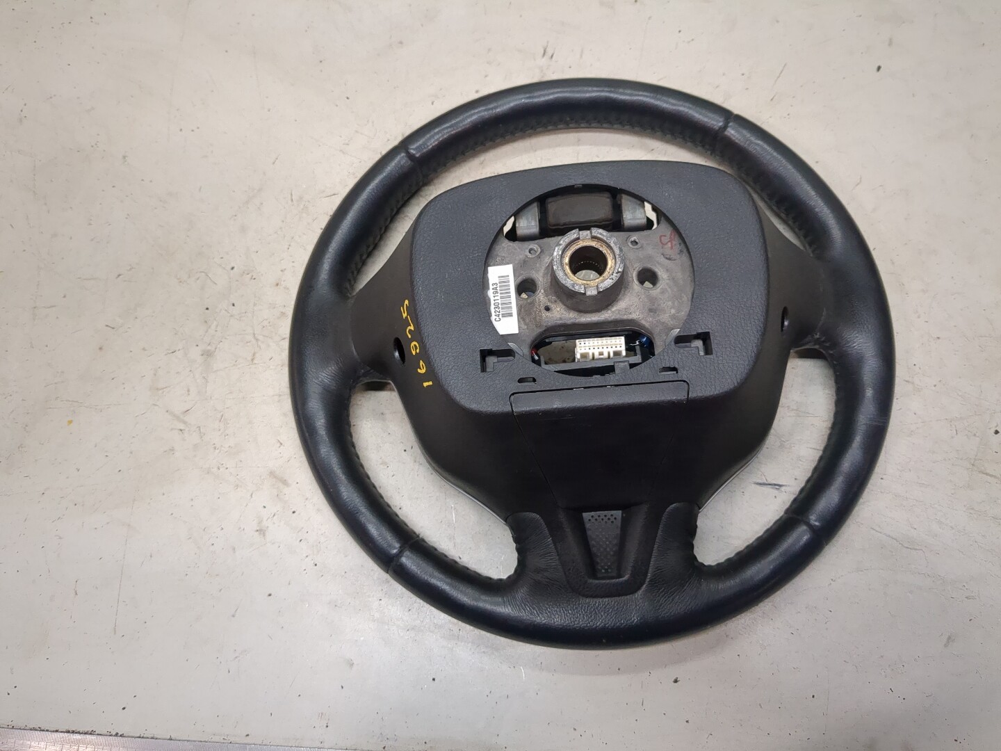 Рулевое колесо (руль)