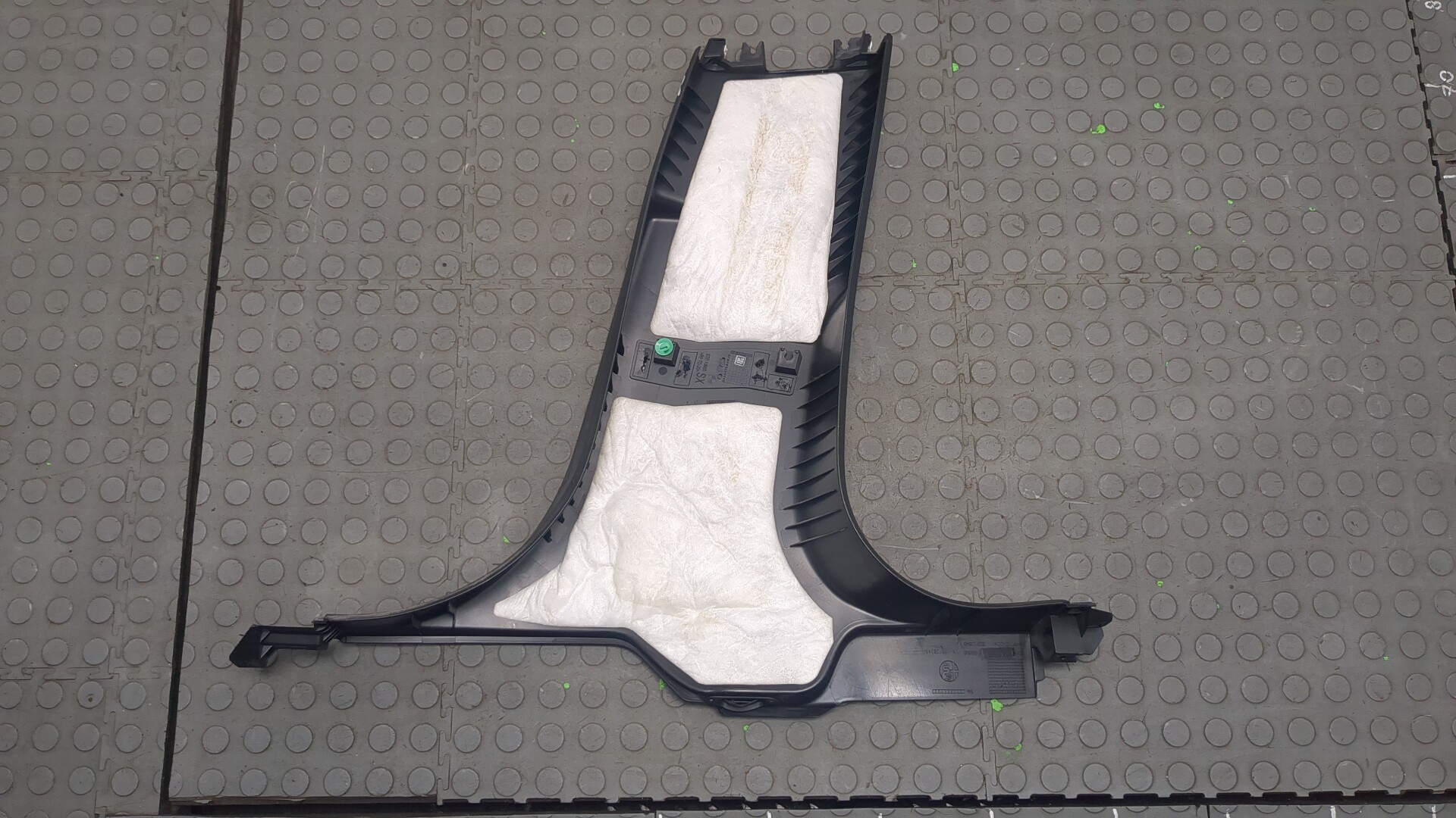 Обшивка стойки