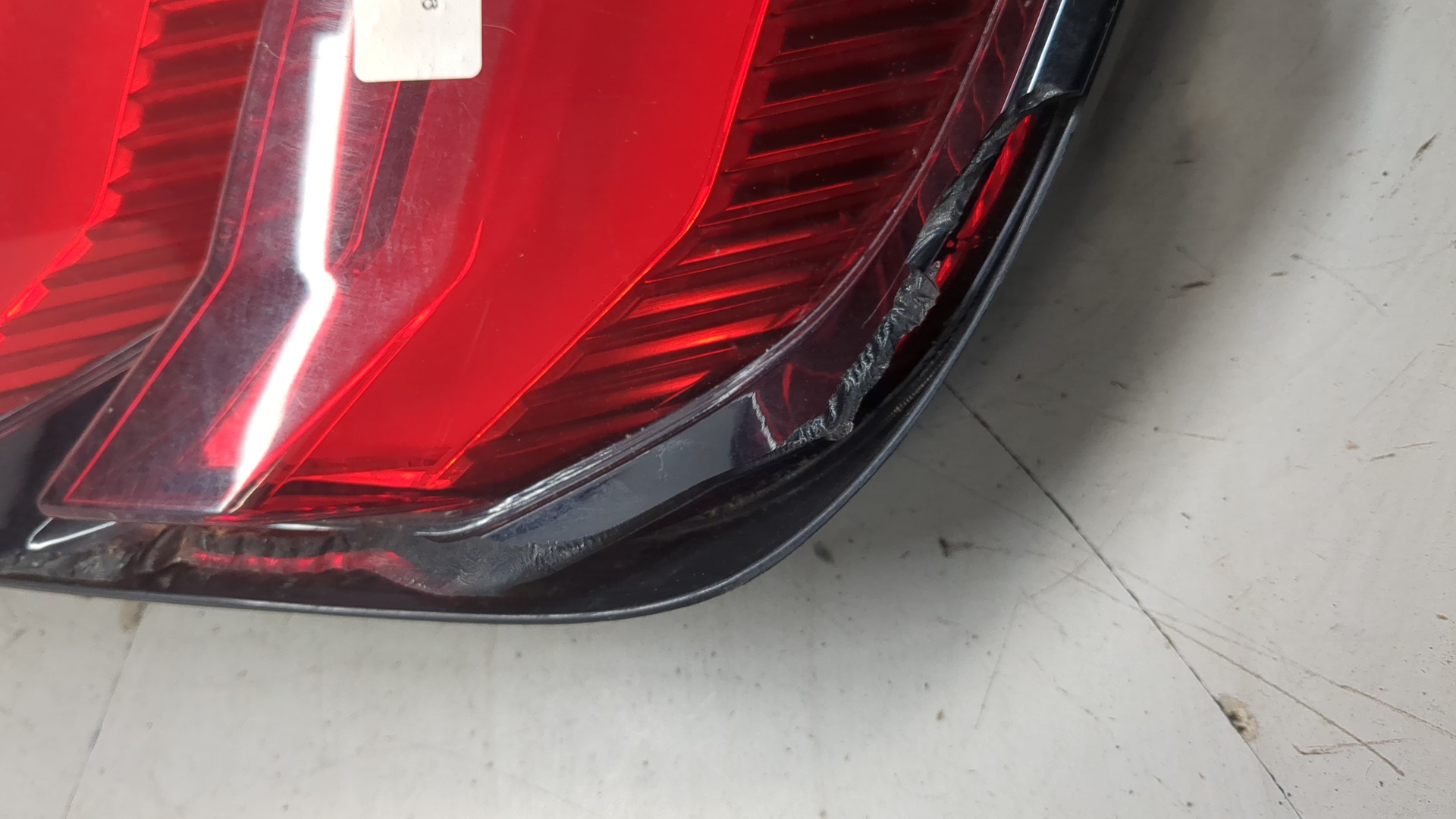 Фонарь задний правый