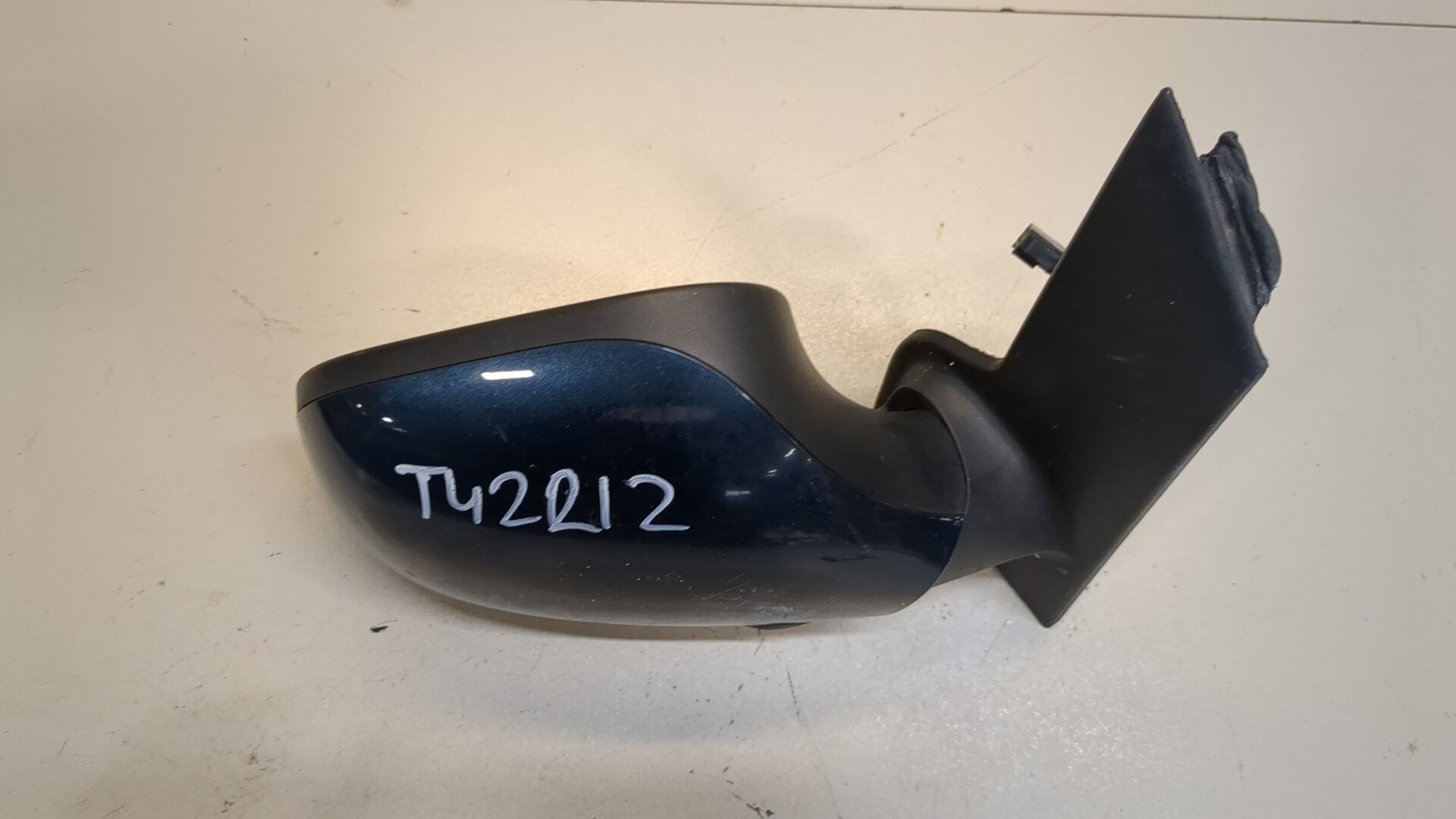 Зеркало правое электрическое