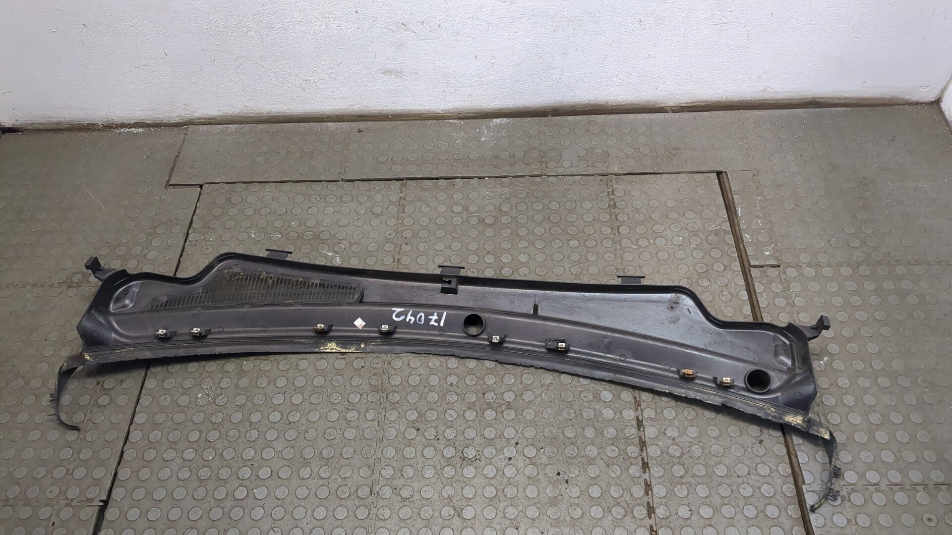 Решетка стеклоочистителей (Жабо)