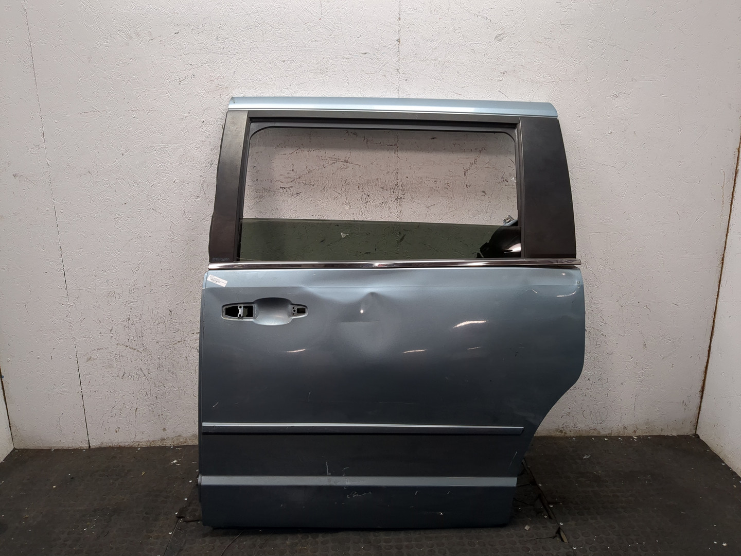 Дверь сдвижная