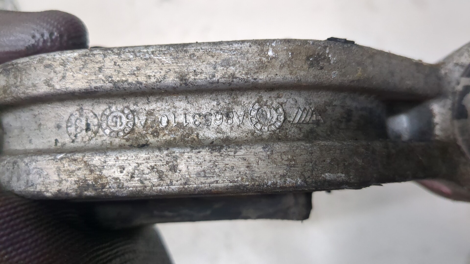 Опора двигателя