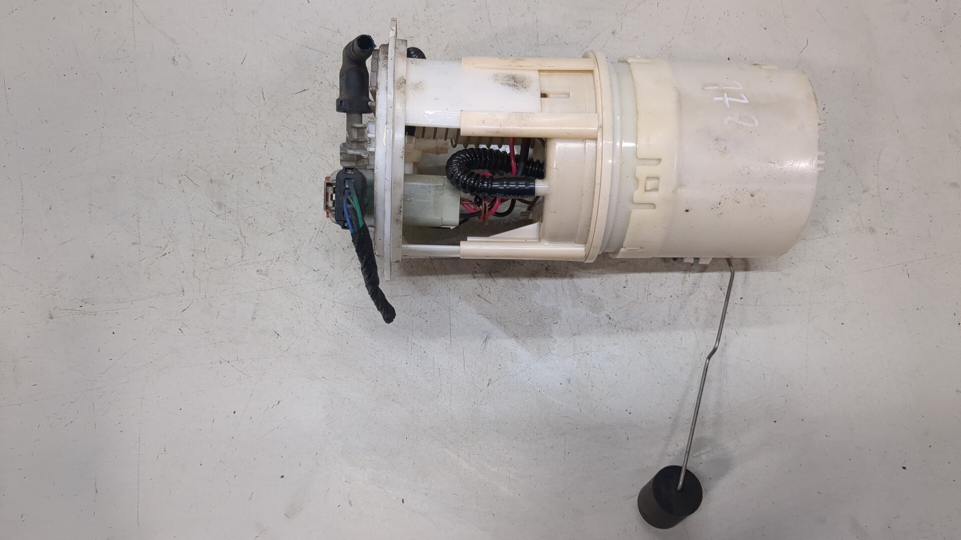 Насос топливный электрический