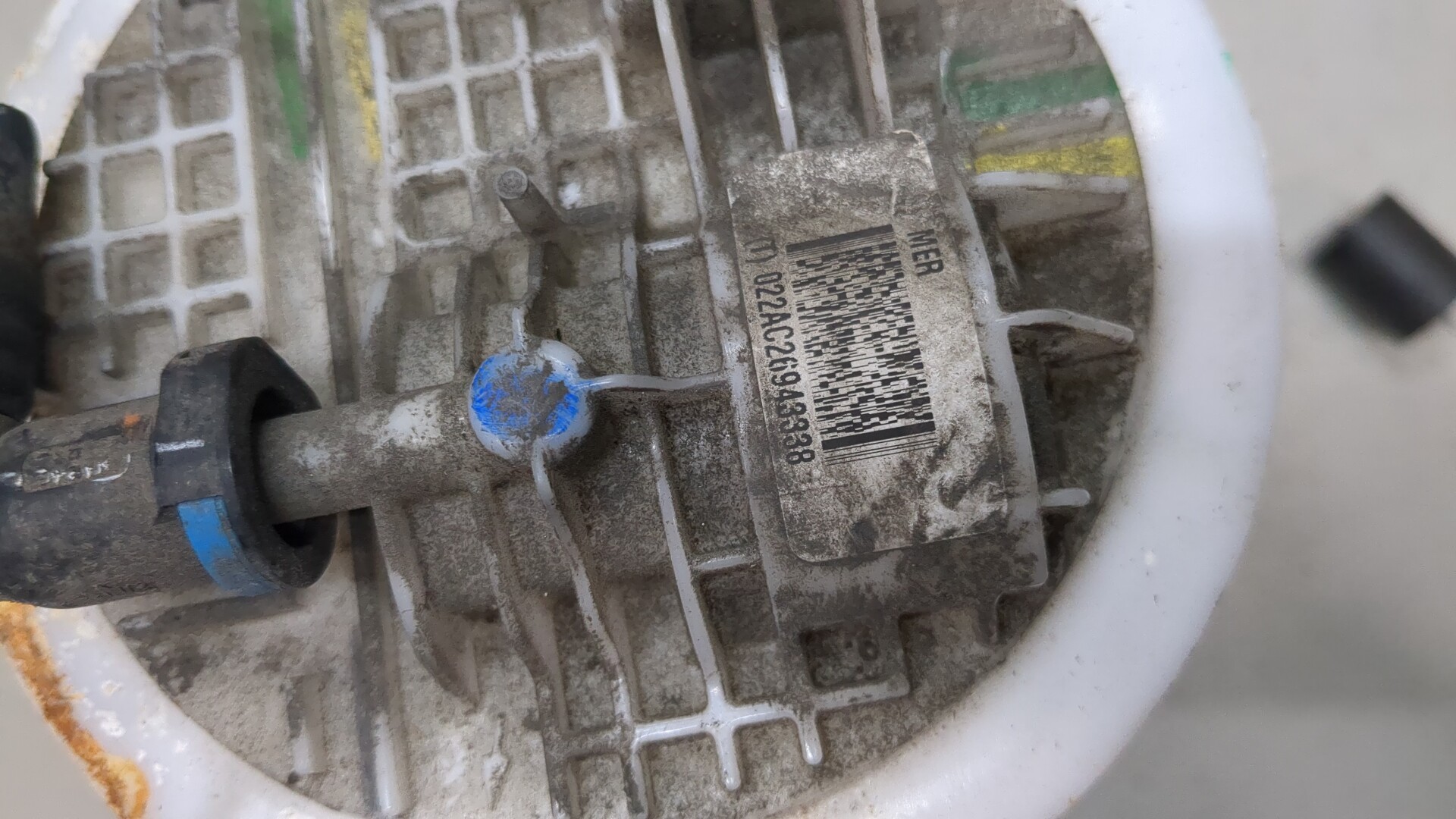 Насос топливный электрический