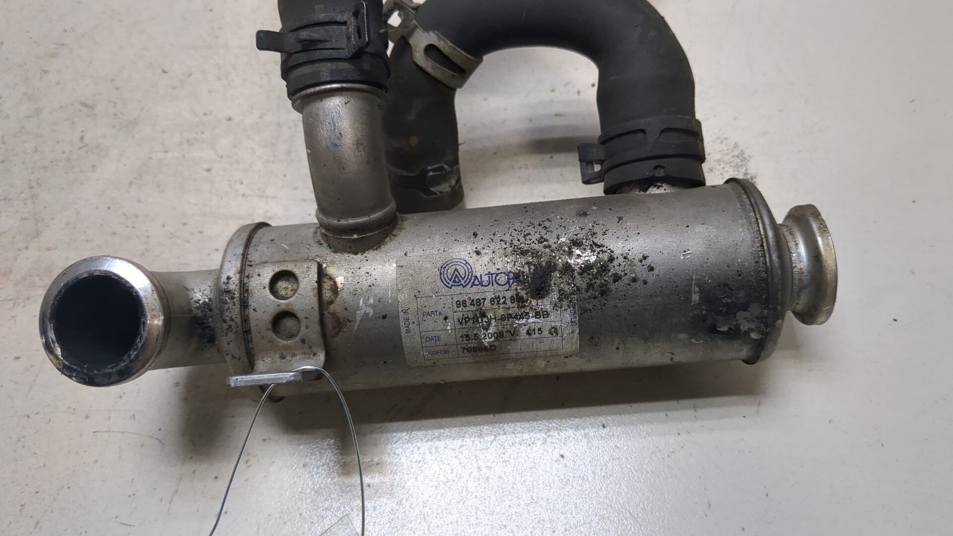 Тройник вентиляции картерных газов