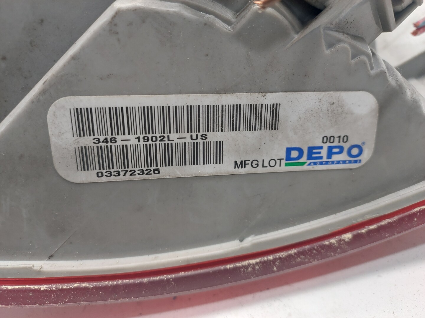 Фонарь задний левый