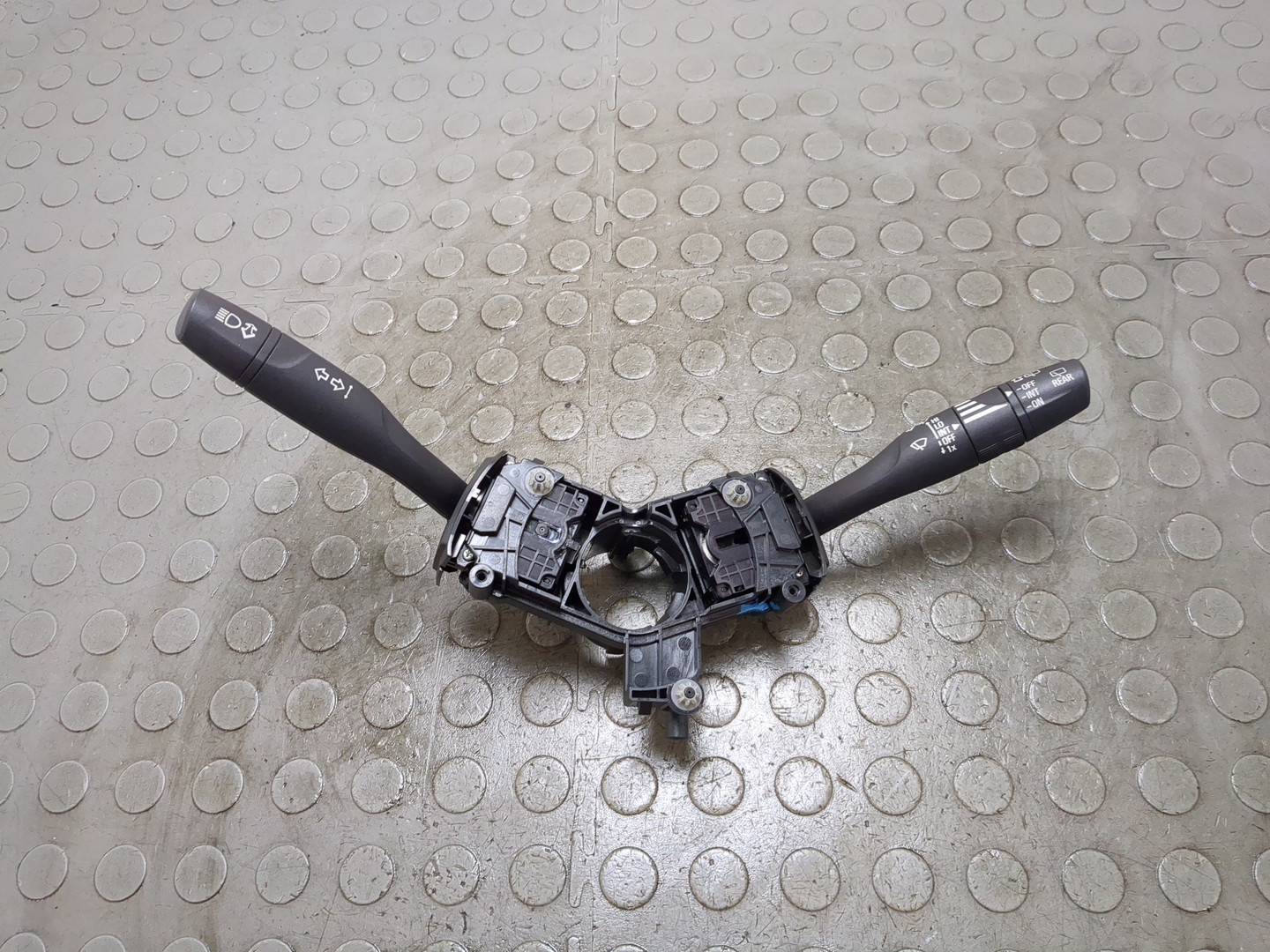 Переключатель подрулевой