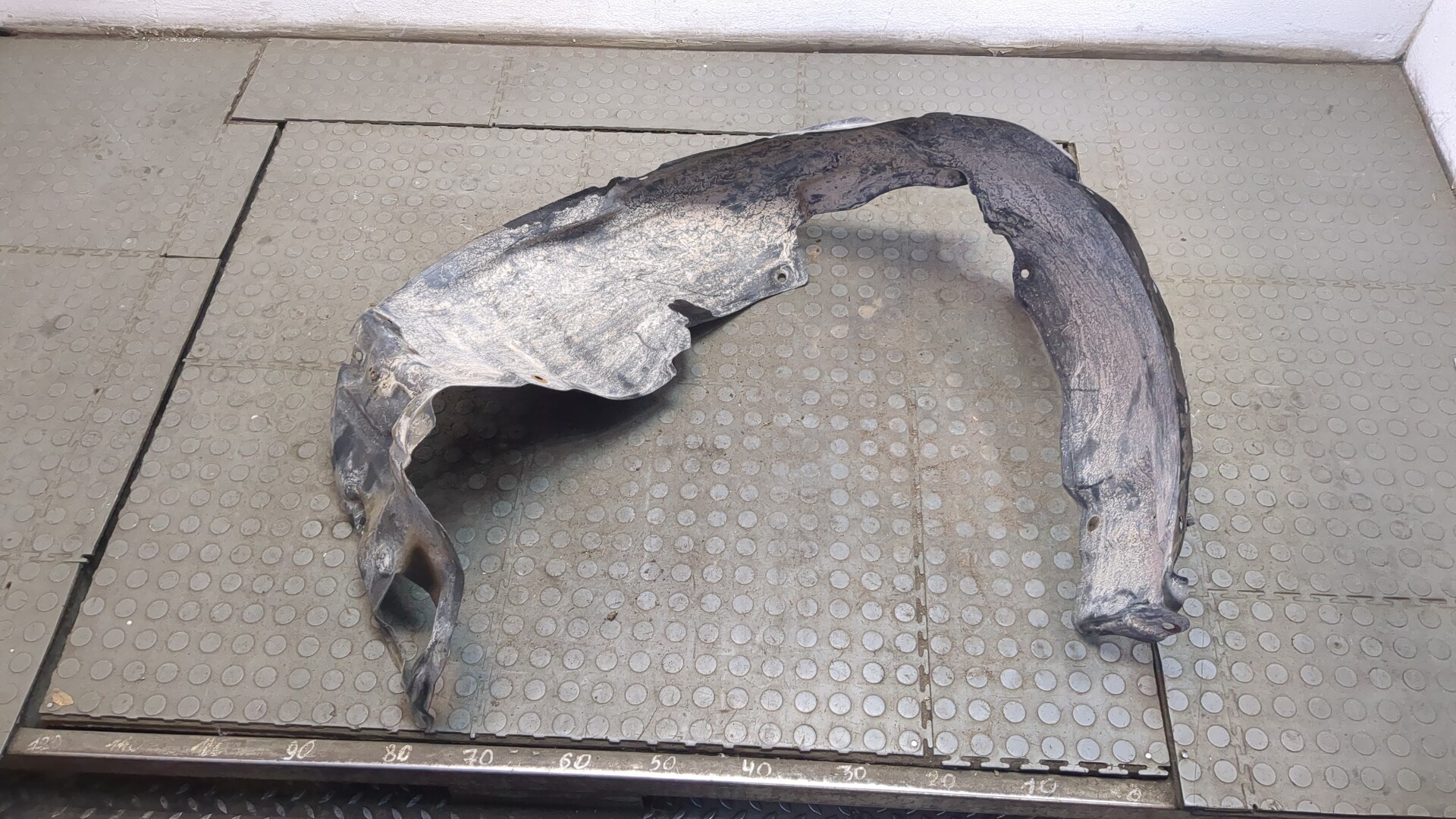 Локер передний левый