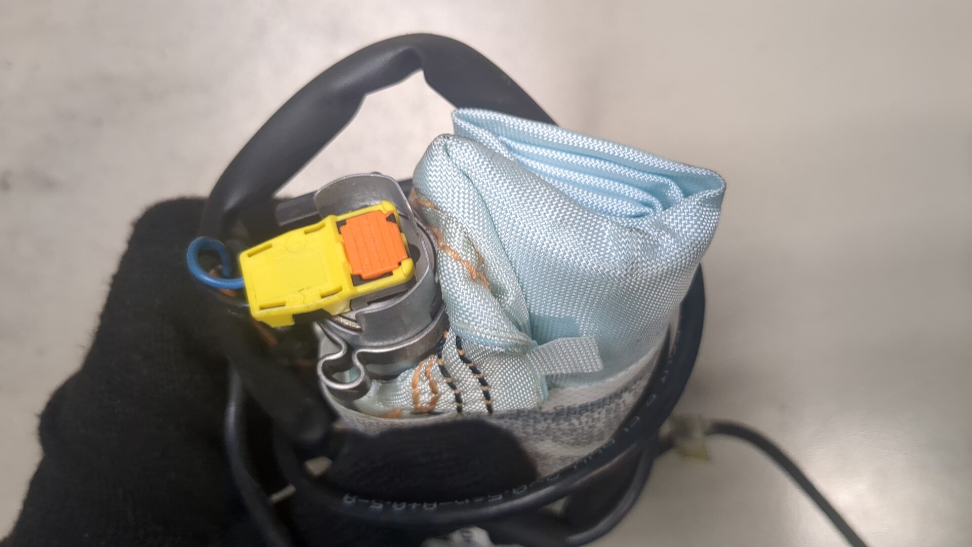 Подушка безопасности боковая (в сиденье)