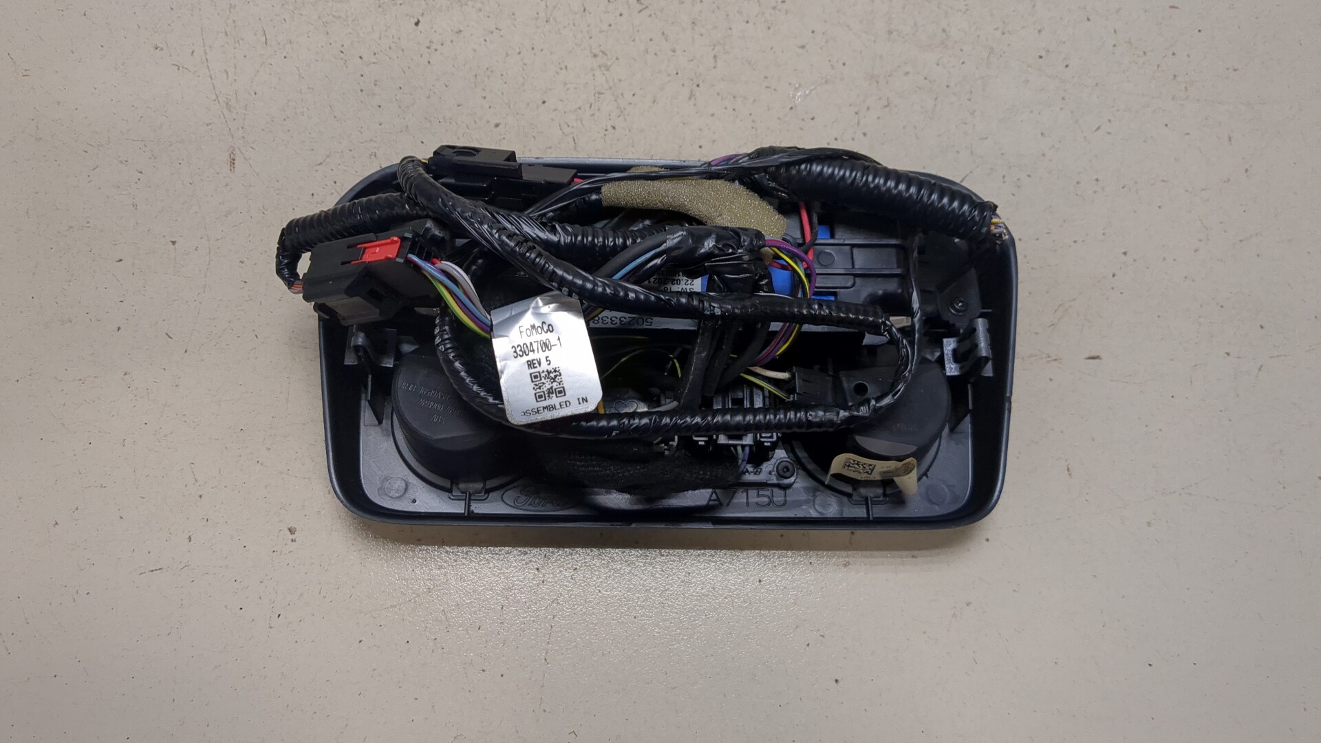 Плафон салонный