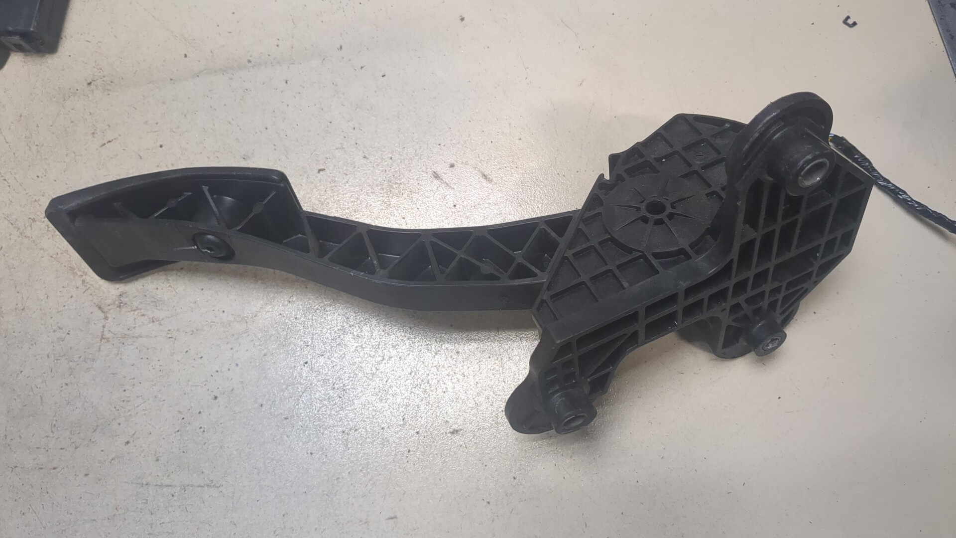 Педаль газа