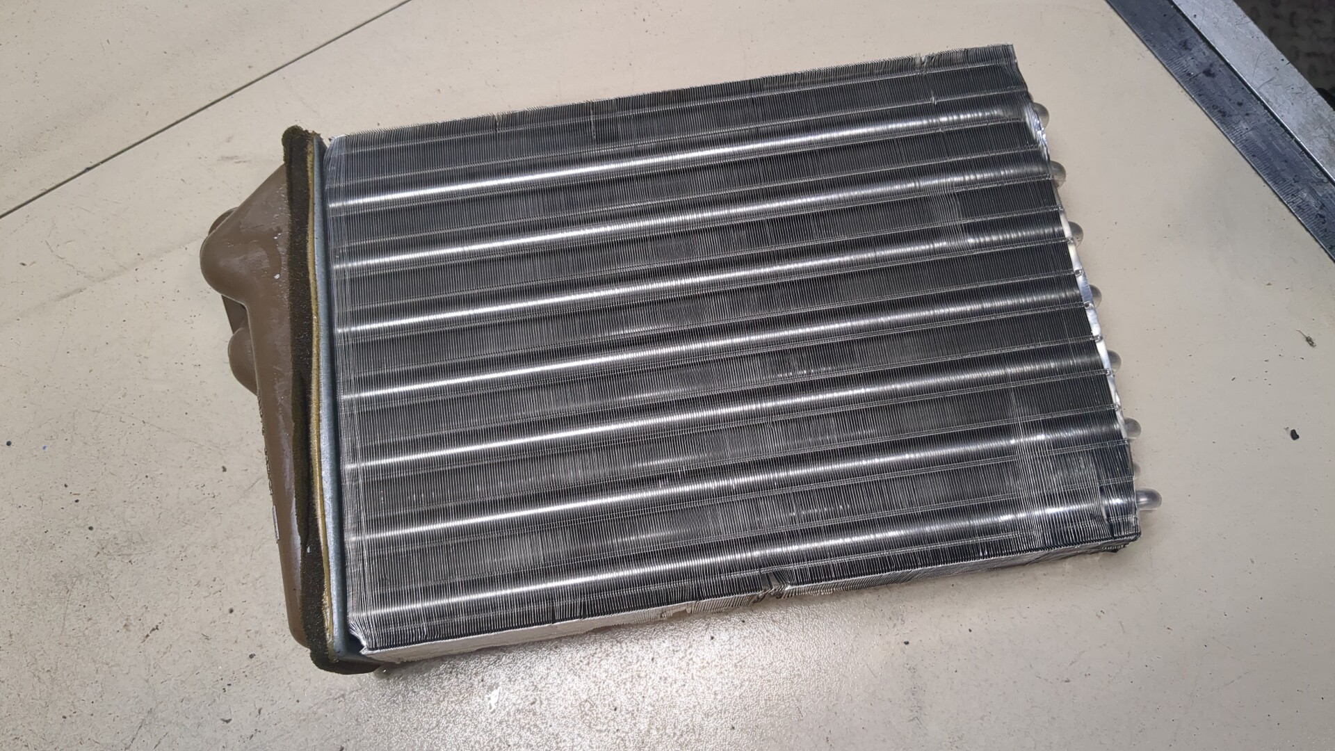 Радиатор отопителя