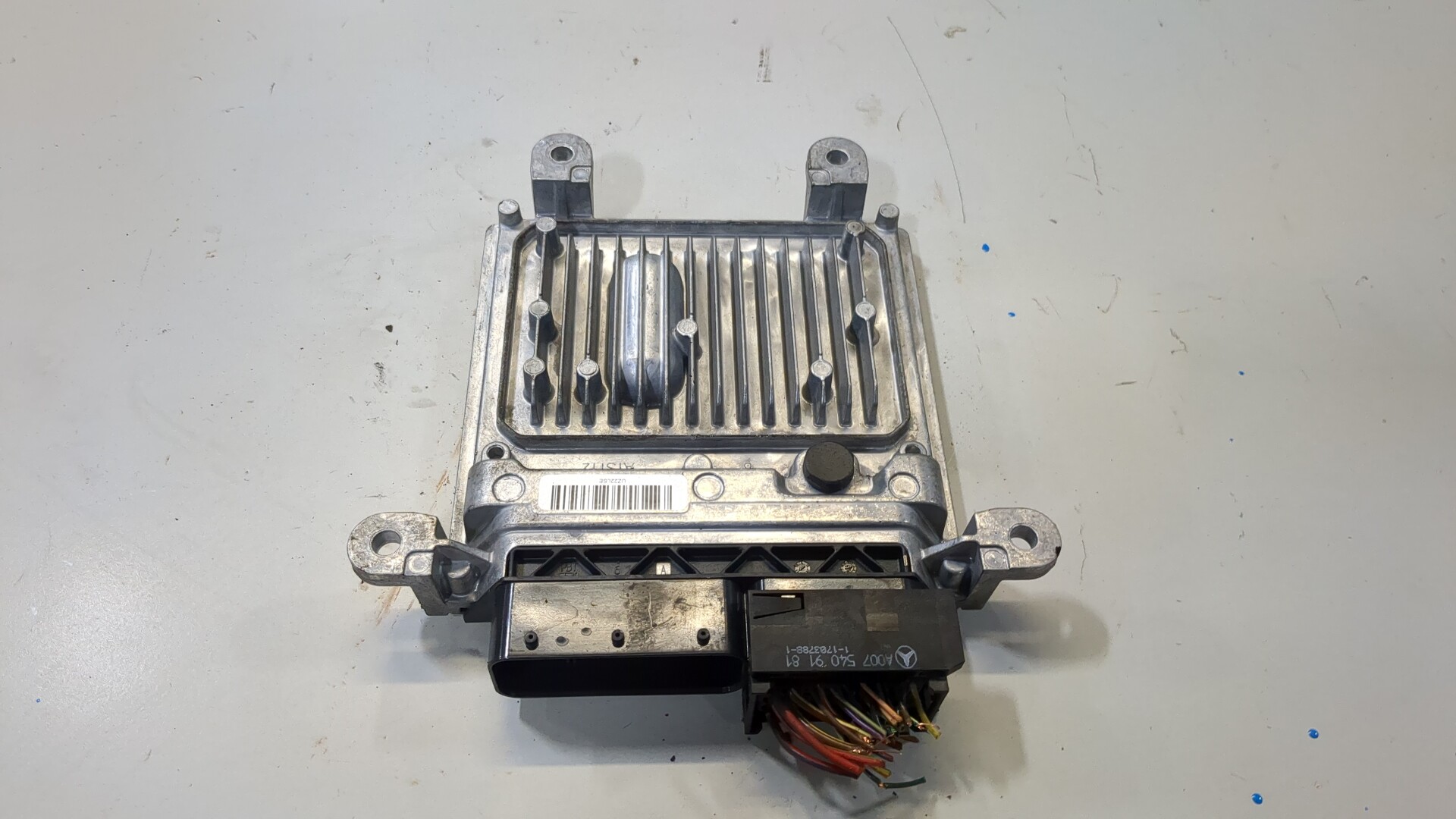 Блок управления двигателем