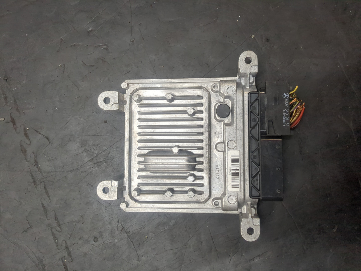 Блок управления двигателем