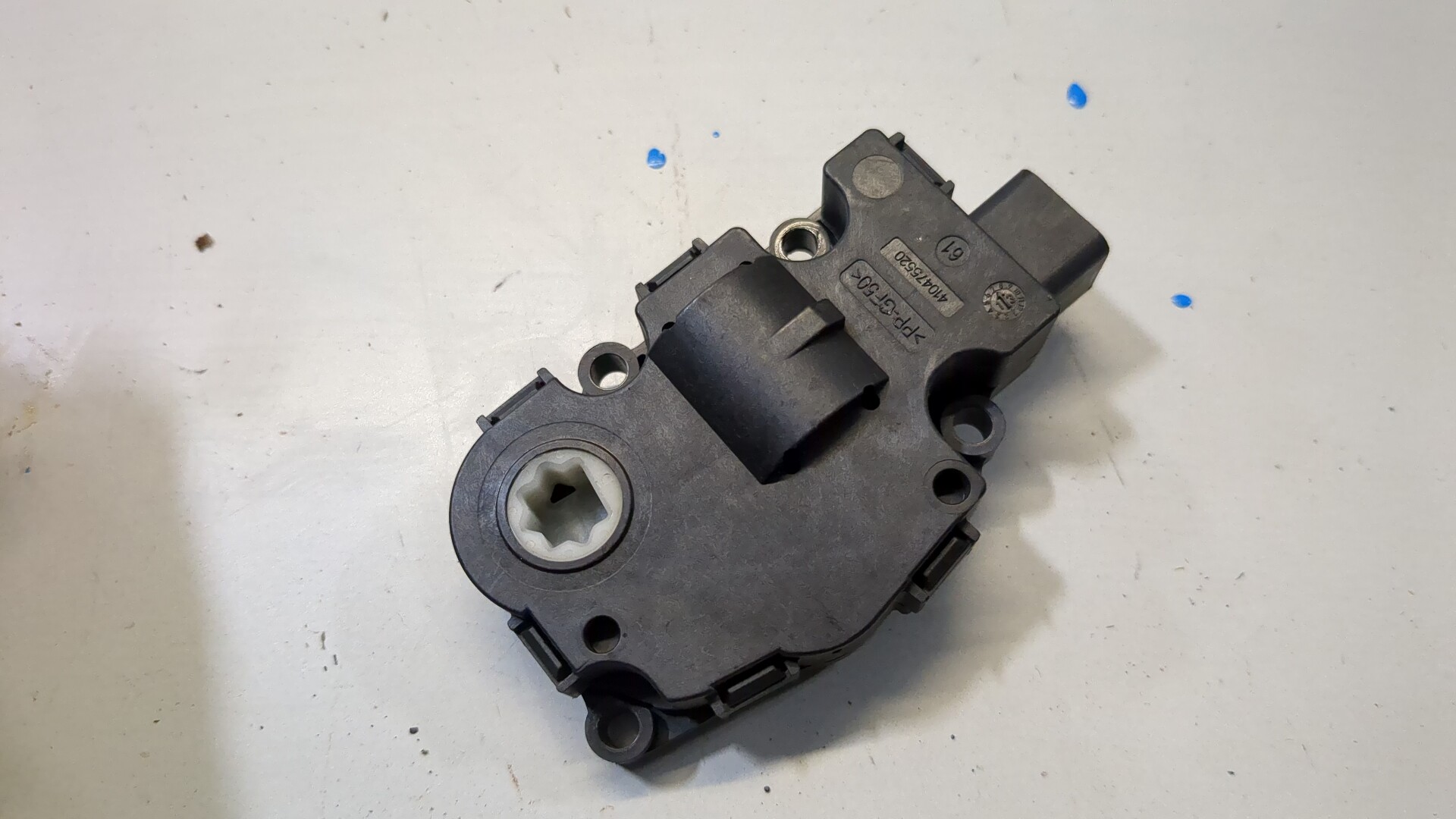 Моторчик заслонки печки