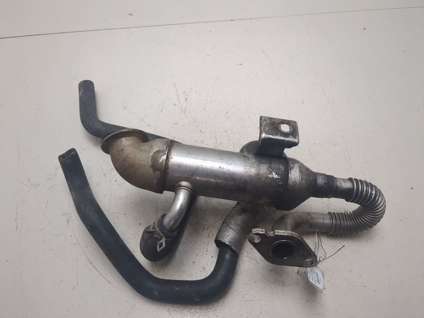 Тройник вентиляции картерных газов