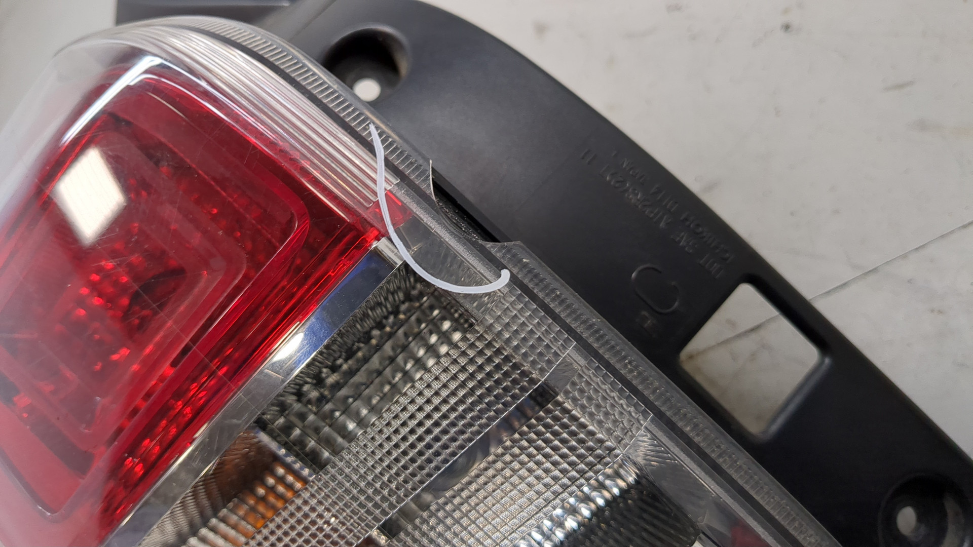 Фонарь задний левый